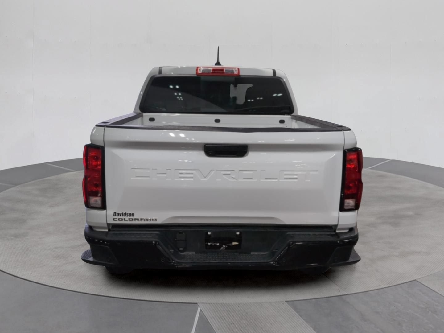 2025 Chevrolet Colorado WT/LT