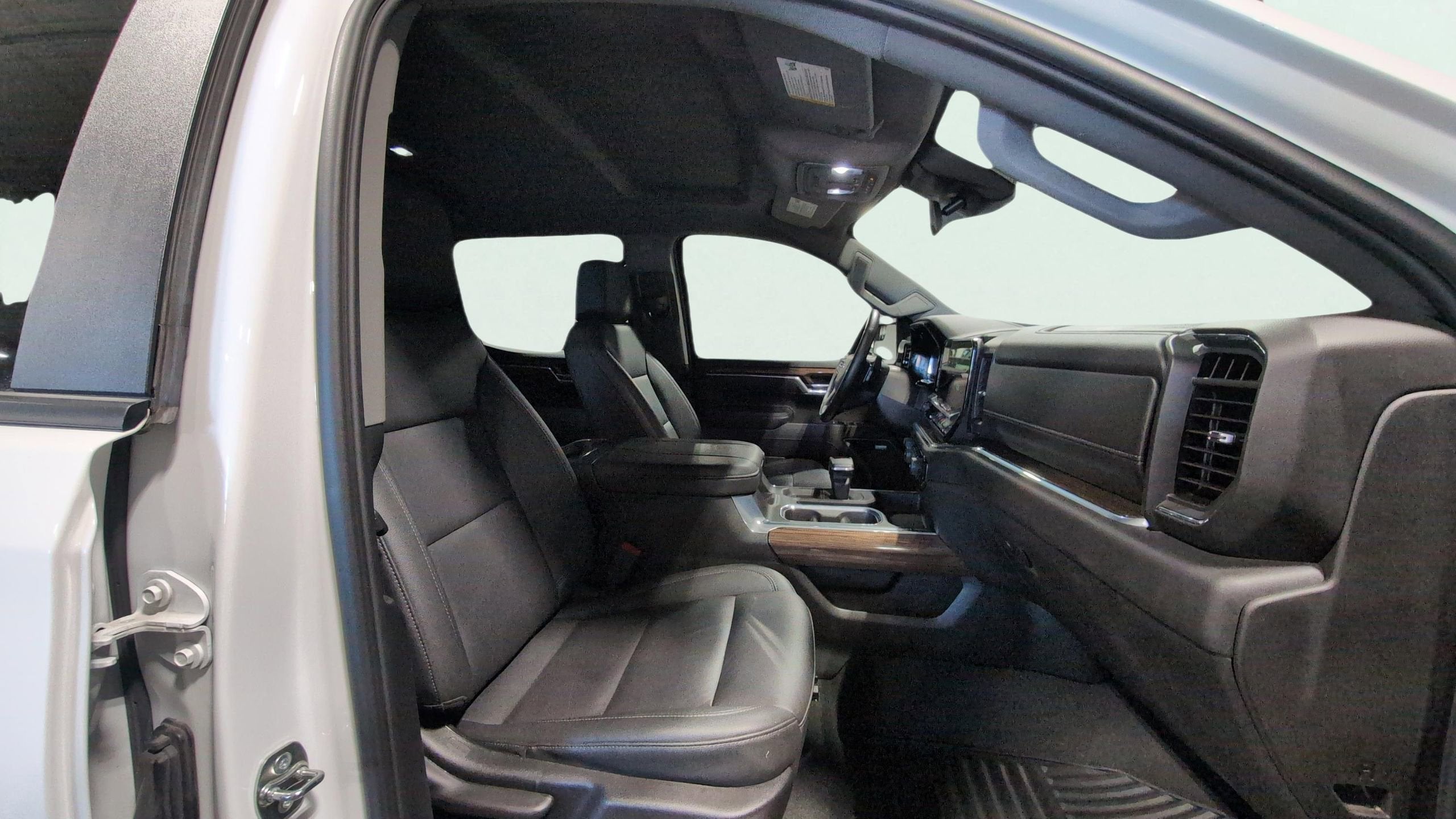 2025 Chevrolet Silverado 1500 RST - Photo 17