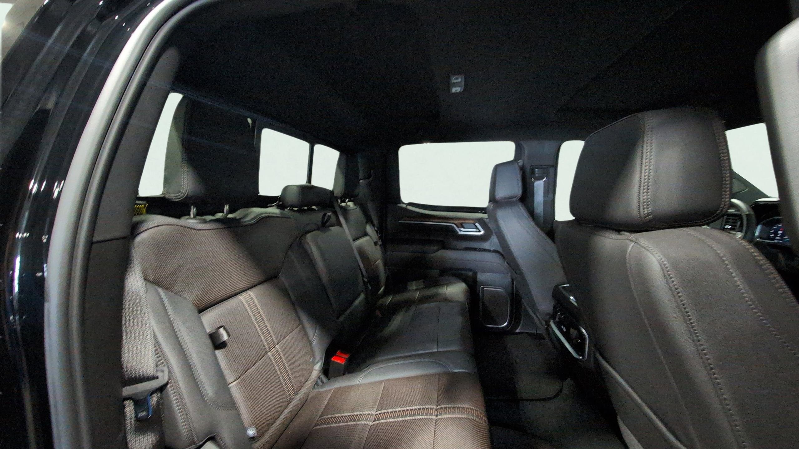 2026 Chevrolet Silverado 1500 High Country - Photo 18