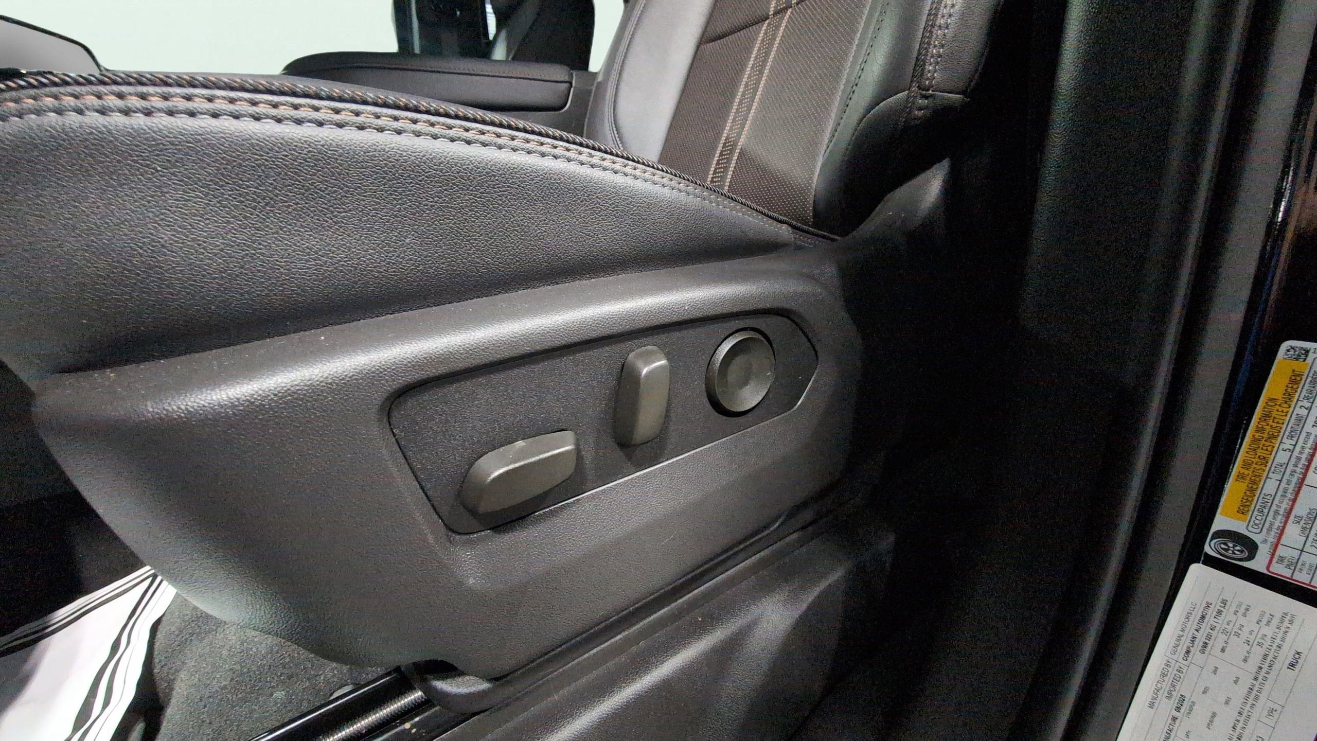 2026 Chevrolet Silverado 1500 High Country - Photo 25