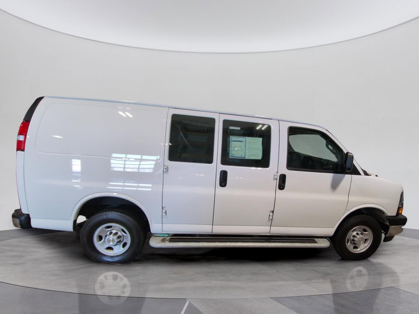 2024 Chevrolet Express Cargo 2500 WT