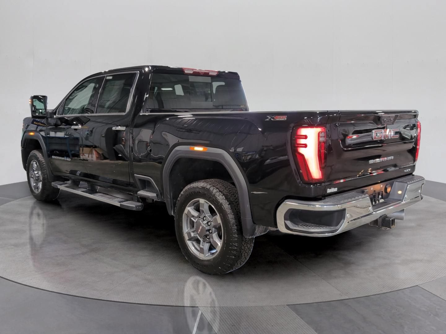 2025 GMC Sierra 3500 HD SLT