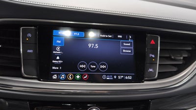 2022 Buick Enclave Essence